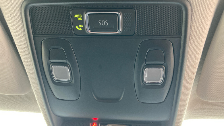 Renault Captur 1.3 TCE 140 Iconic 5dr Petrol Hatchback